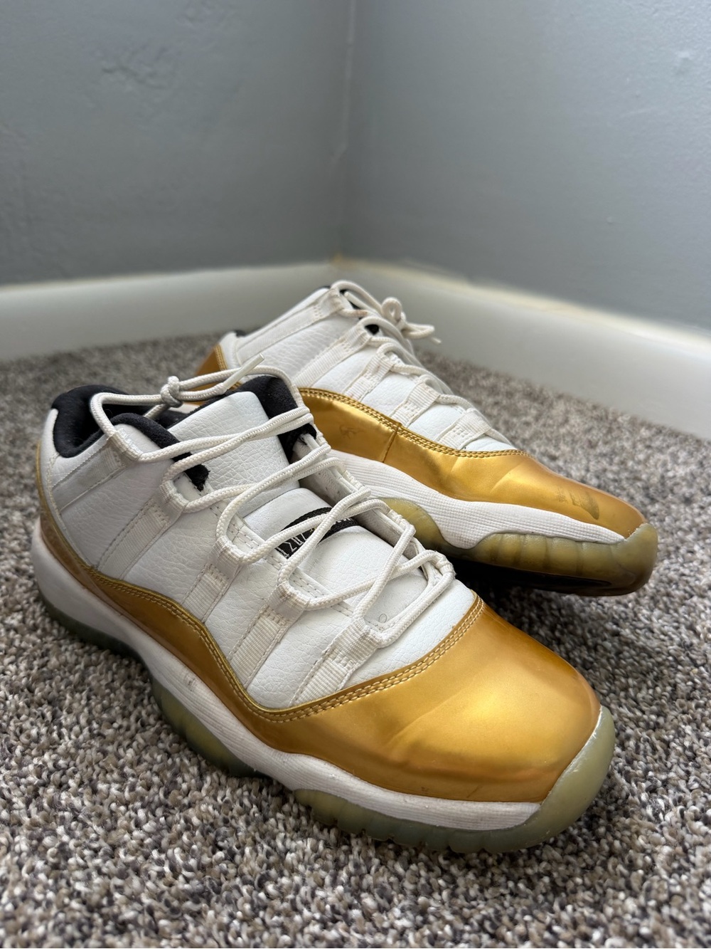 Nike Air Jordan 11 Retro Low "Closing Ceremony"